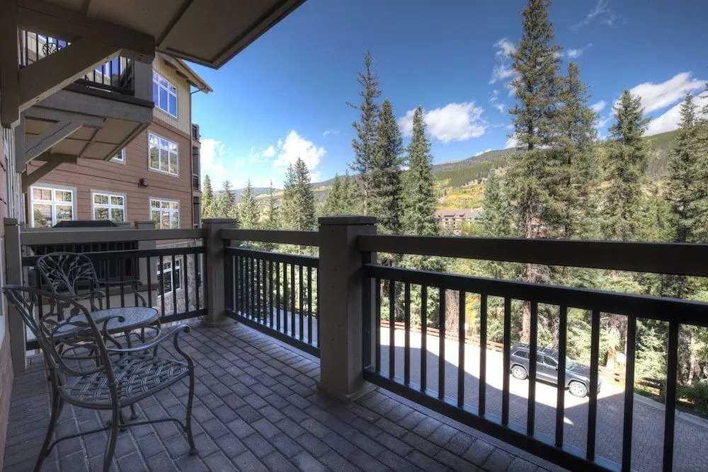 Lone Eagle #3017 - 1 Br Condo