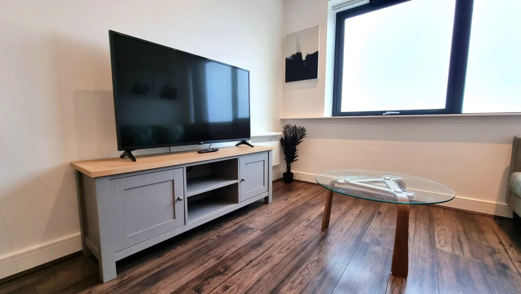Luxury 1 bed apartment 10 mins to Bham City Centre