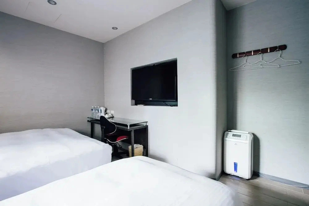 Warm House