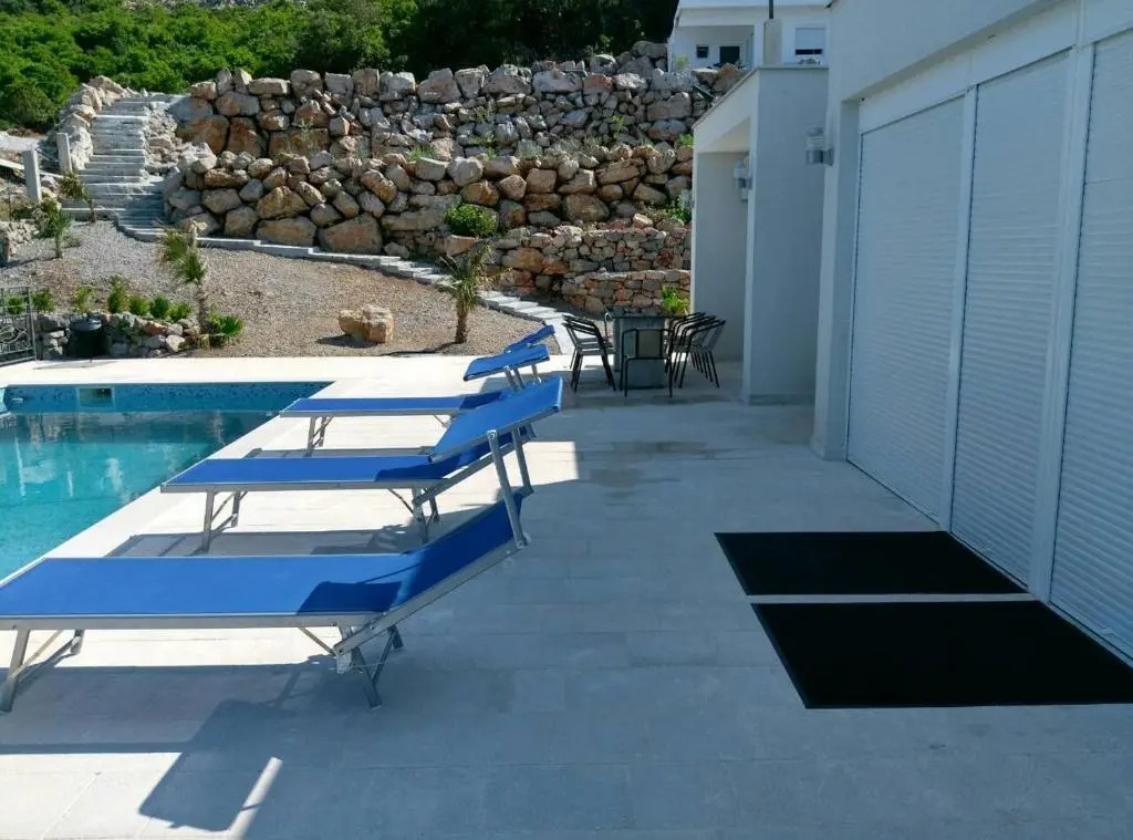 Private Sea View with Infinity Pool in VILLA NERIN Zagora
