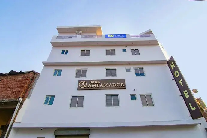 HOTEL AMBASSADOR SUKHNA LaKE