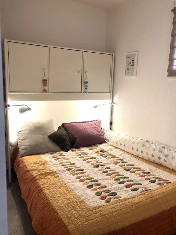 Studio in Six-Fours-Les-Plages, with Wonderful Lake View And Furnished Balcony - 200 M From the Beach