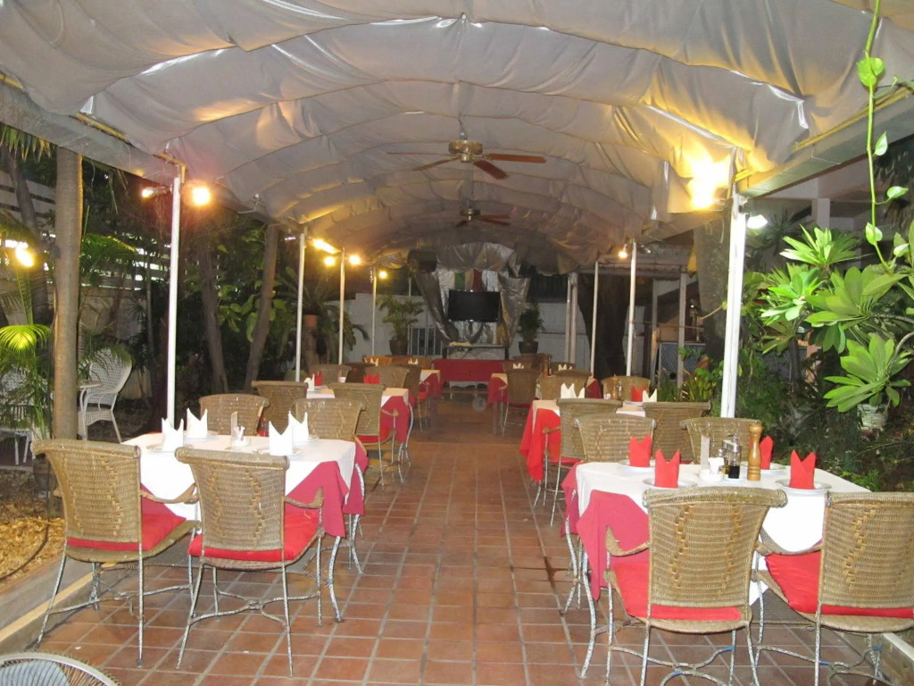 Valentino Restaurant & Guesthouse