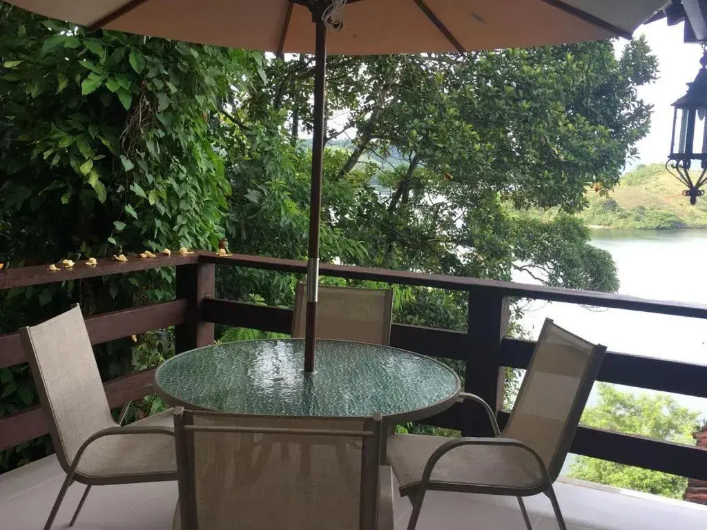 #Casa vista para o mar, montanha, praia exclusiva