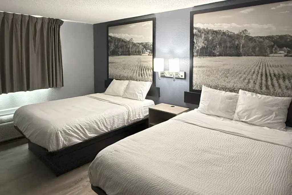 Super 8 by Wyndham Fort Wayne