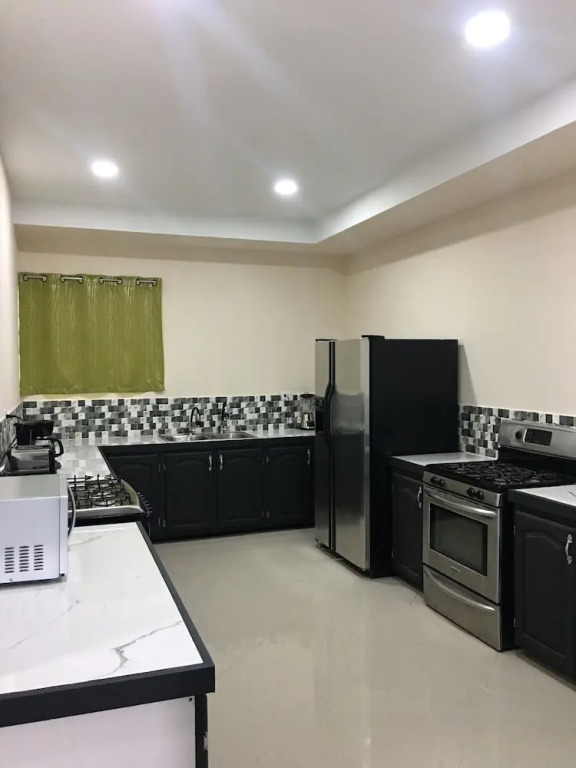 Island Vibes Suites