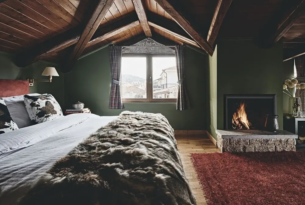 Nostos Suites by White Hills