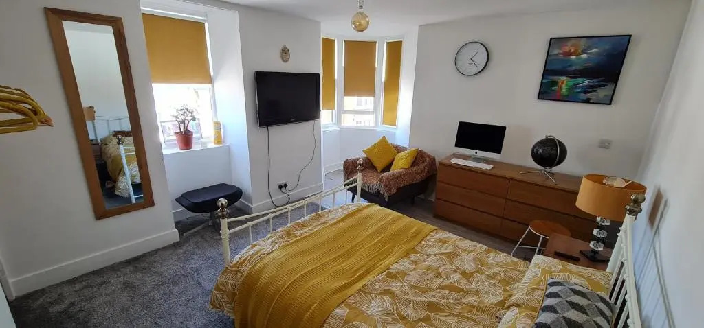 Paddington Place - Whole Apartment - WiFi - Beach - Broadstairs High Street