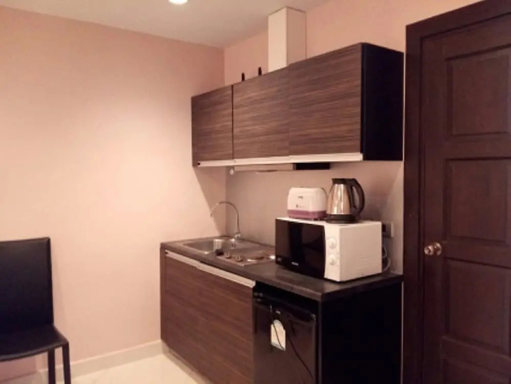 Park Lane Resort Jomtien - Condo Sleeps 2
