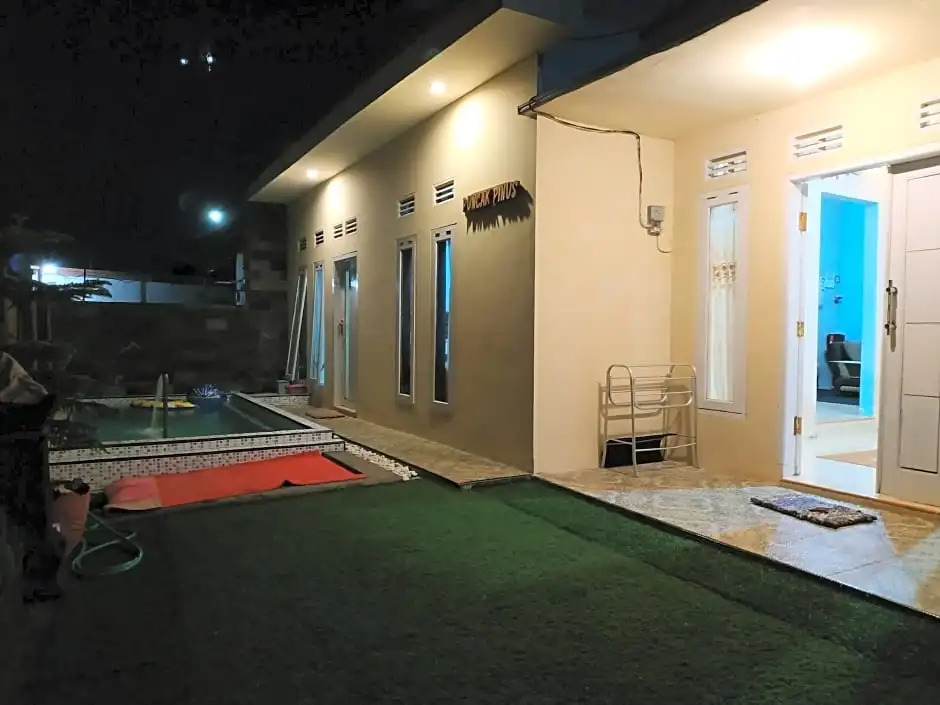 Puncak Pinus and Pool