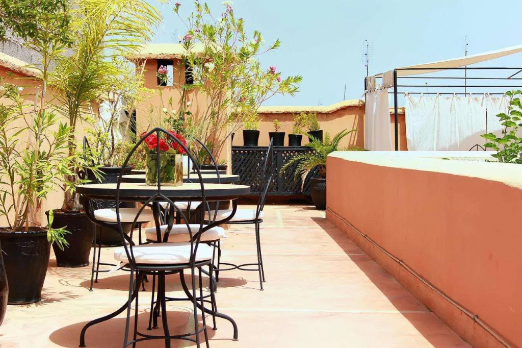 Riad Davia