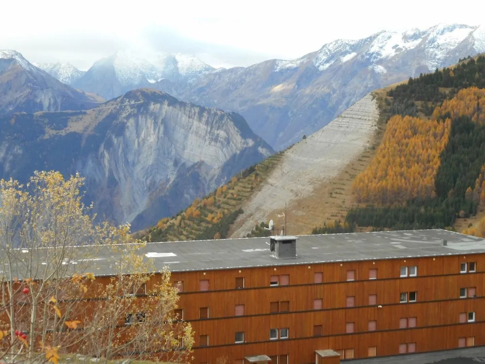 Apartment With one Bedroom in Huez, With Wonderful Mountain View - 100