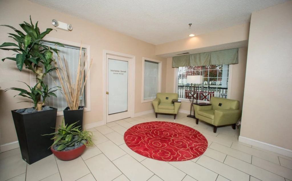 Northfield Inn Suites and Conference Center