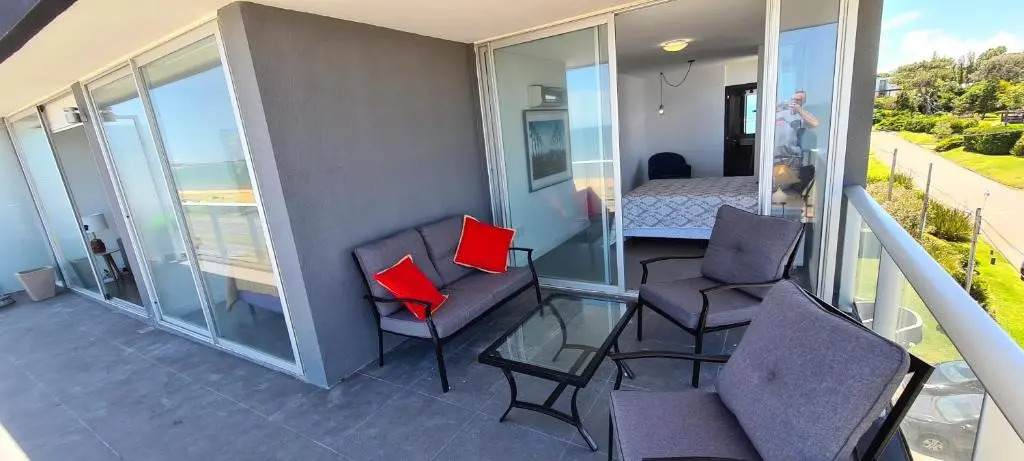 Apartamento frente al mar primera linea de la mansa Pda 26 punta del este penthouse