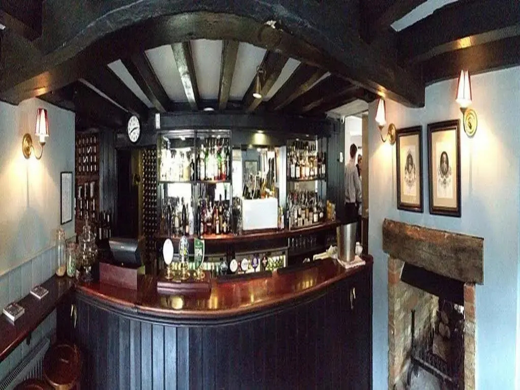 The Black Horse Fulmer