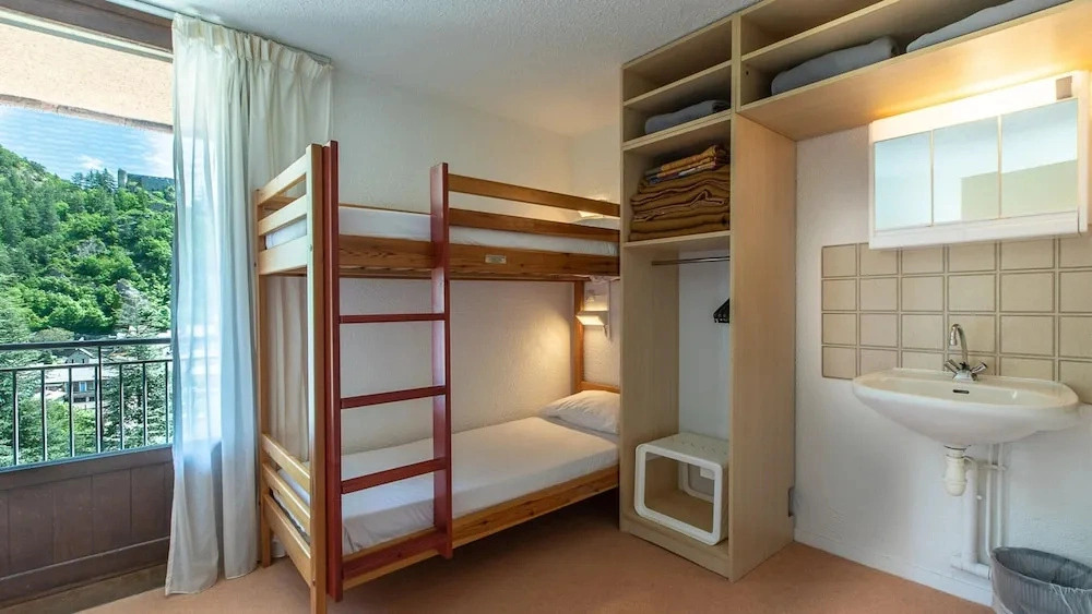 Spacious Apartment for 5-persons