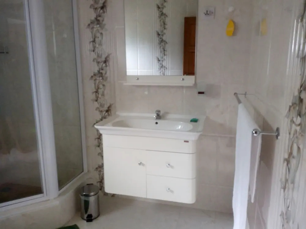 Lavigne self Catering