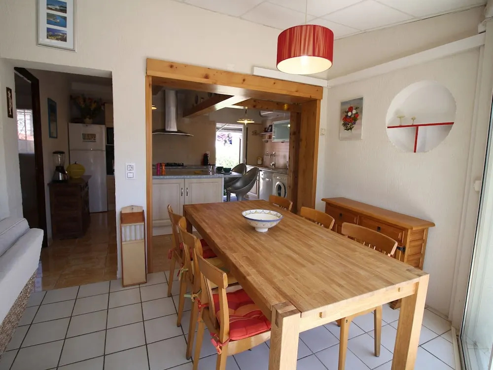 Comfortable Property in Empuriabrava With Garden, Barbecue and Three Bedrooms