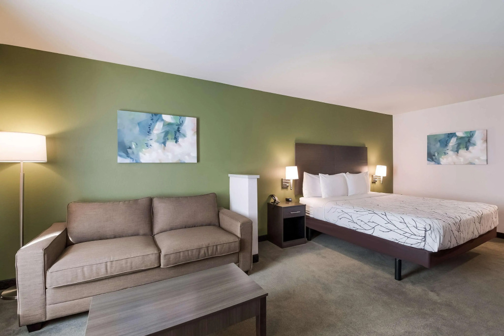 SureStay Plus Hotel by Best Western SeaTac Airport