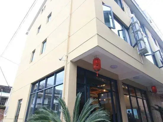 Lishui Qingshi Alley Homestay
