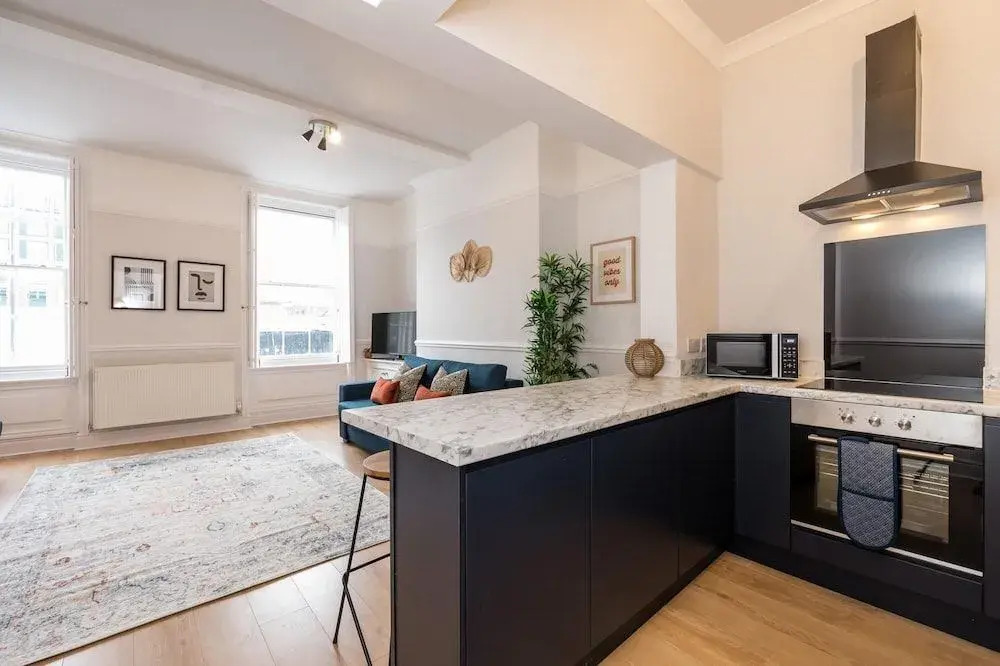 Host Apartments Seel St Modern Townhouse Apt
