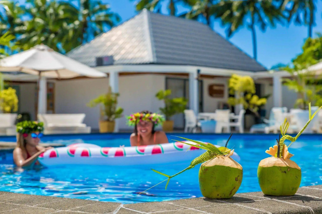 Muri Beach Club Hotel
