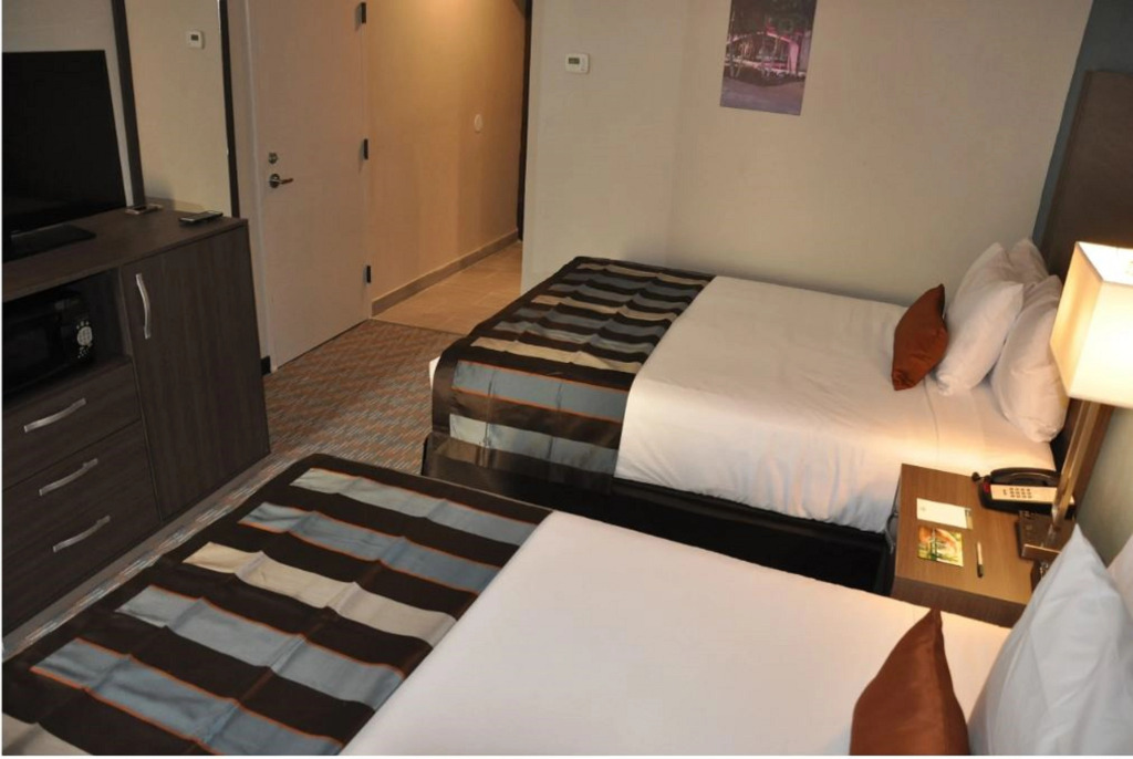 Nobile Hotel Parkway at Celebration Orlando Very Close to Disney Theme Parks