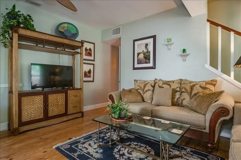 Anchor Inn - Unit 4 2 Bedroom Apts