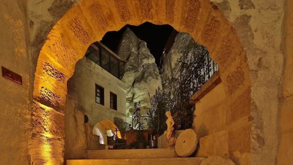 Aura Cave Suits