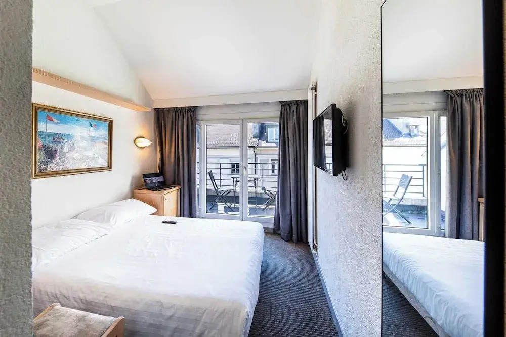Modern Apartment - AC- 1br-2p- Geneva