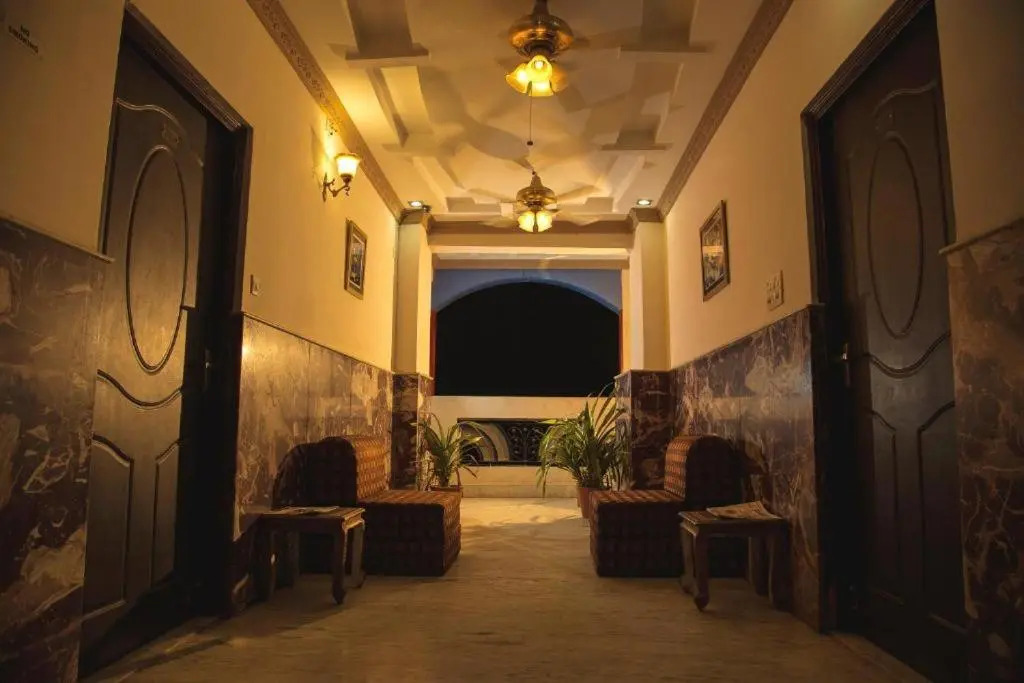 Hotel Meenakshi Udaipur - Family Preffered Hotel