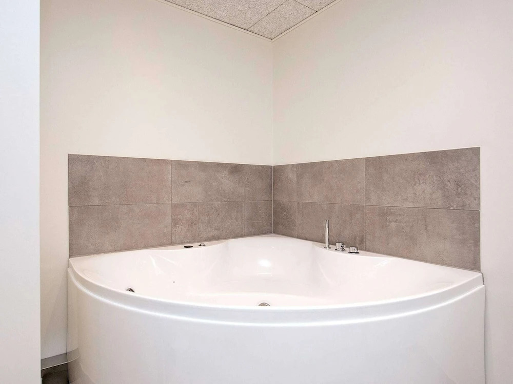 Spacious Apartment in RingkÃ¸bing near Sea