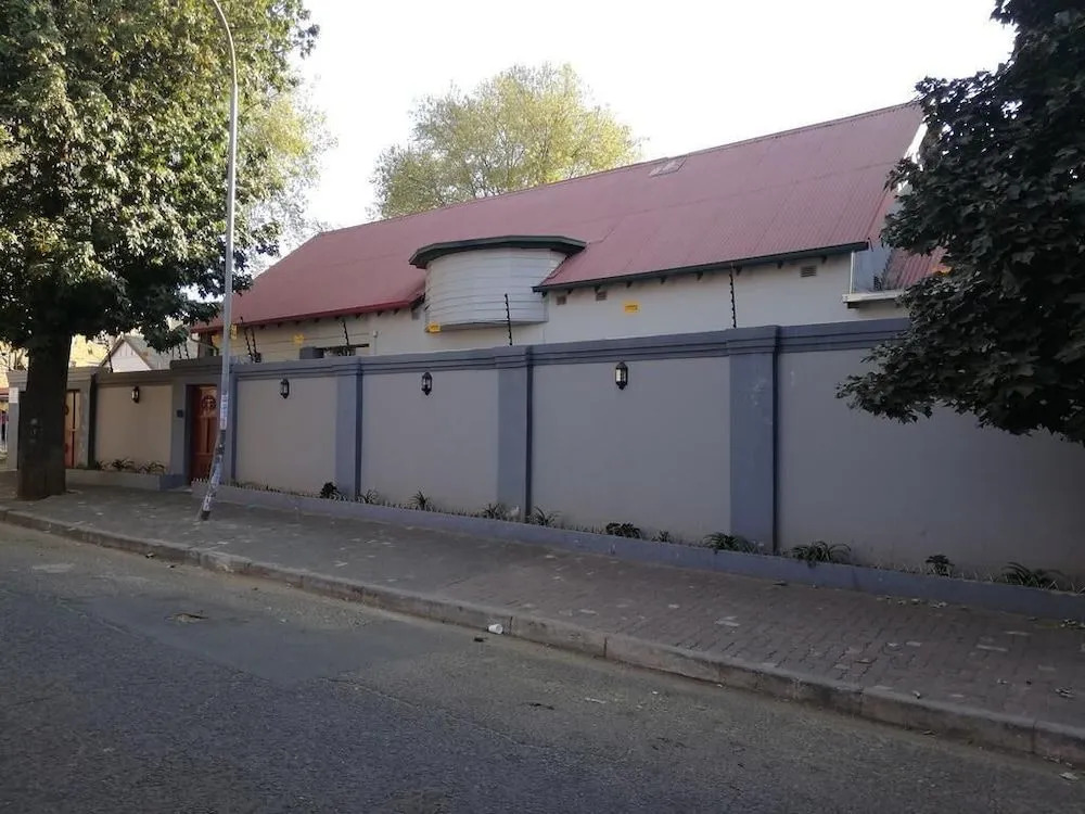 Defountain Guest house