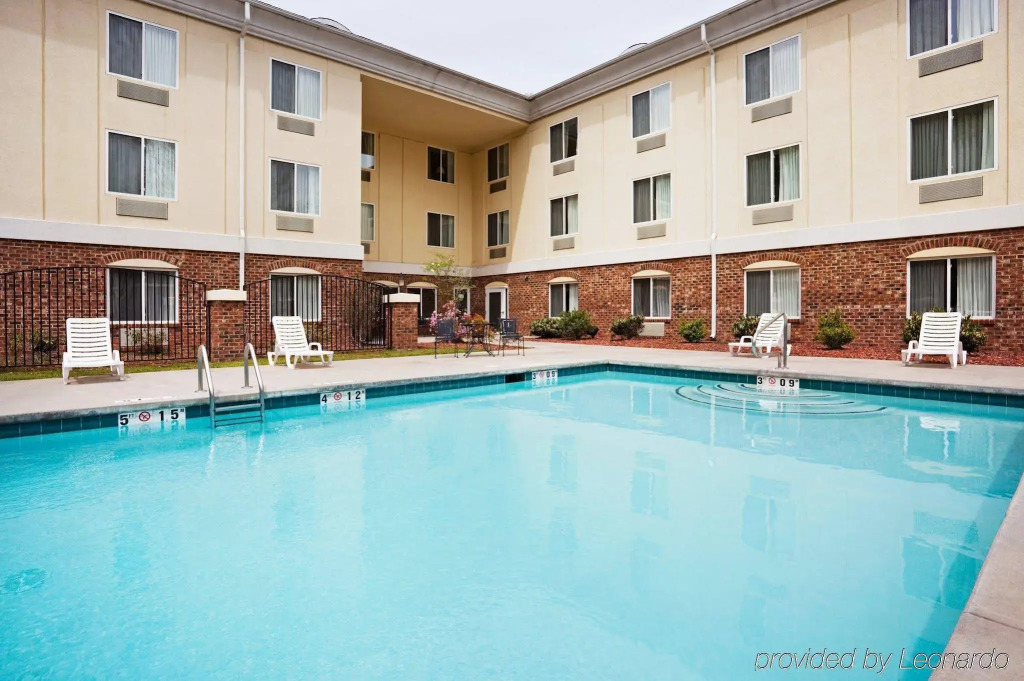 Holiday Inn Express Hotel & Suites Cherokee-Casino by IHG