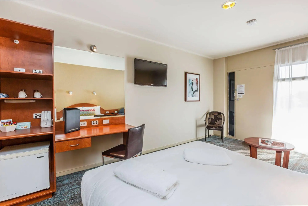 Tonsley Hotel