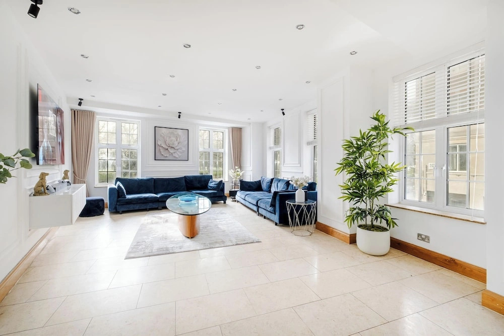 LONDONERS Mayfair Grand Apartments