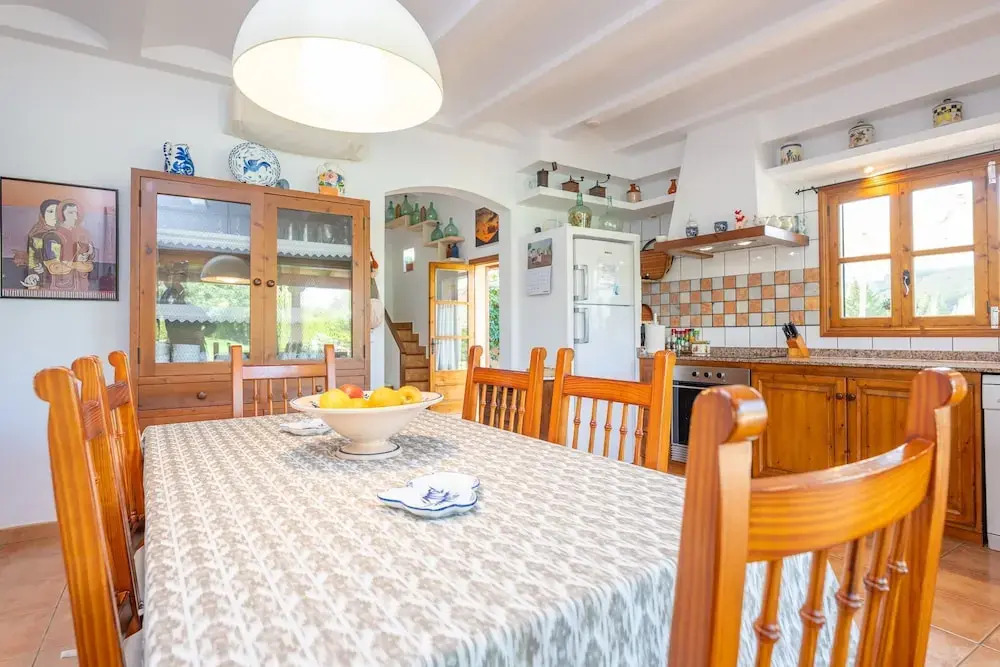 Reynes in Mallorca With 3 Bedrooms and 2 Bathrooms