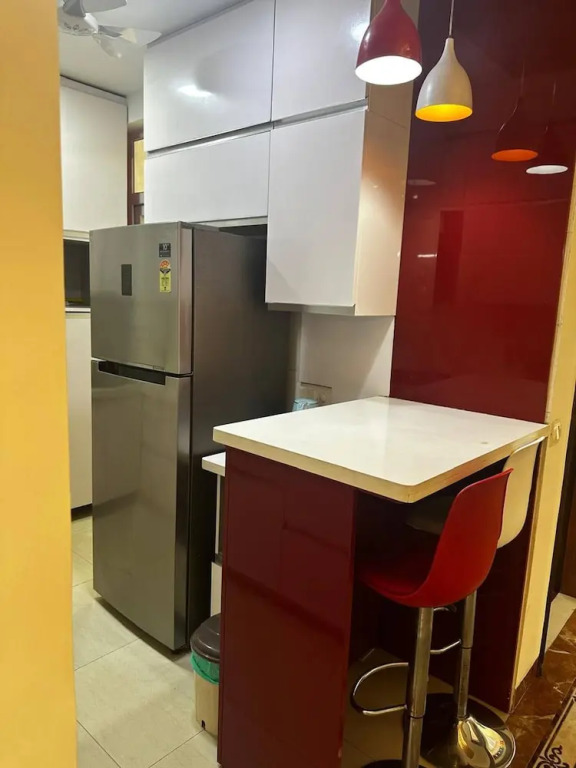Luxurious Gurugram Apartment for Rent - Entire House With City & Garden Views