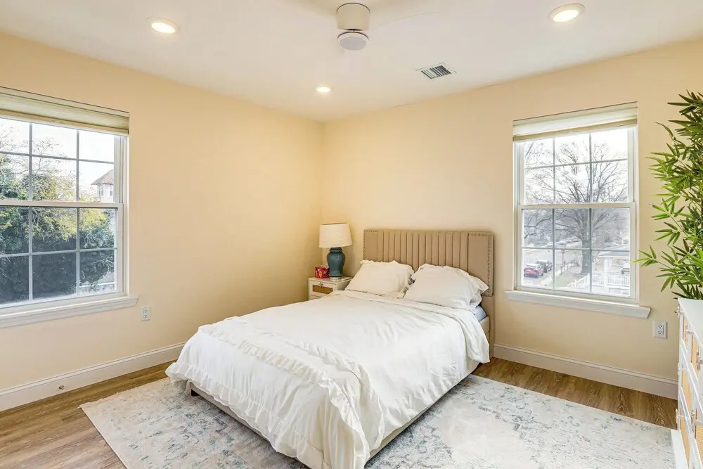 Walk to Keansburg Beach! Family Home w/ Pool