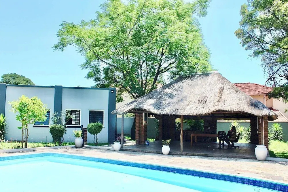 Beautiful 1-bed Apartment in Sandton