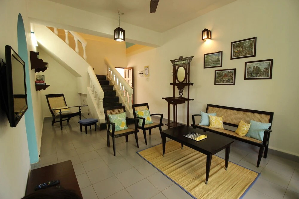 OYO Home 9365 Bewitching 3BHK