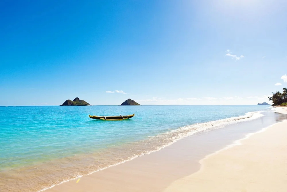 New Listing! Ohana Studio - Steps to Lanikai Beach cabin