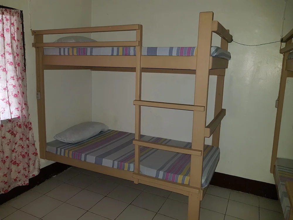 Tuvera Transient House