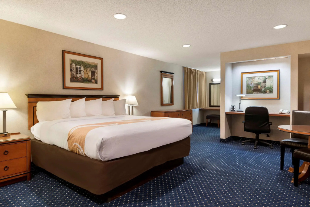 Quality Inn Auburn Hills - Detroit North