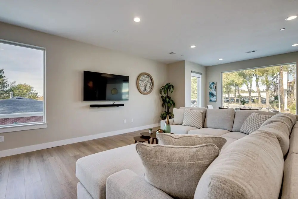 Ski Resorts & SLC Fun! Brand New Millcreek Home