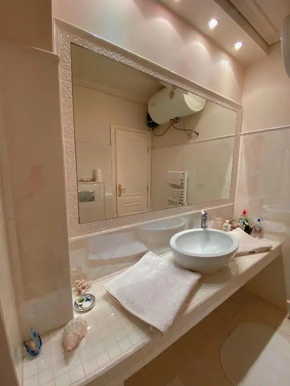 Pendelis Luxury