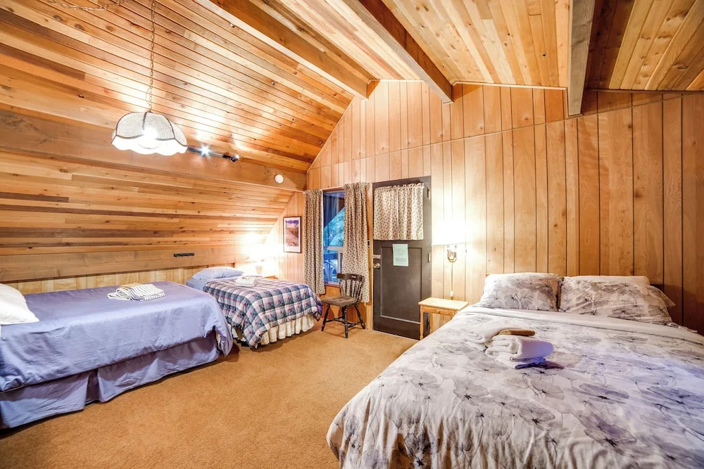 27GS - BBQ - Pets Ok - WiFi - Sleeps 8