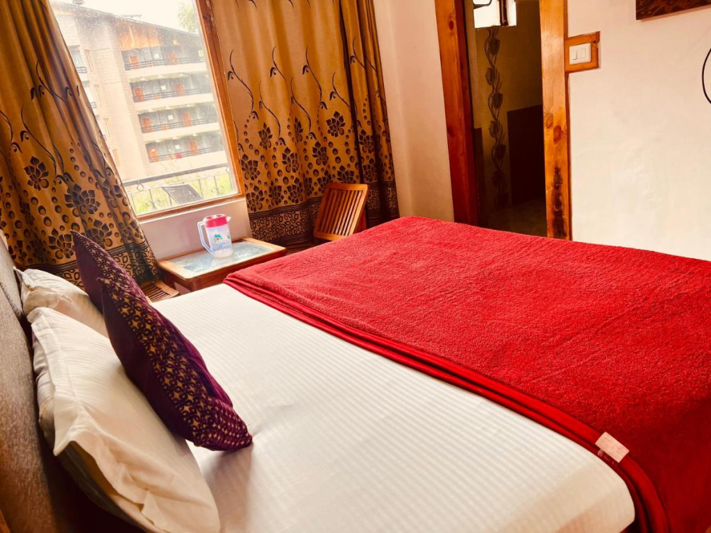Hotel D Kanchan Manali