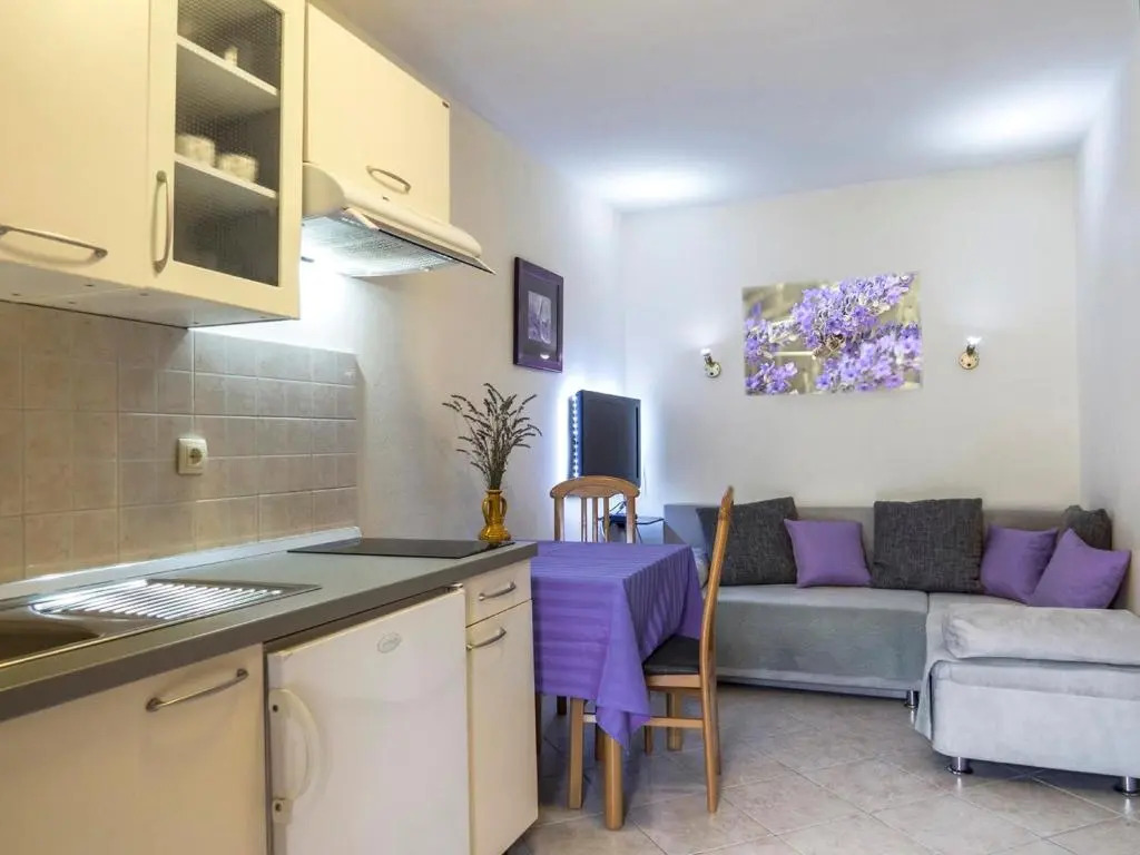 Apartments Tomasic