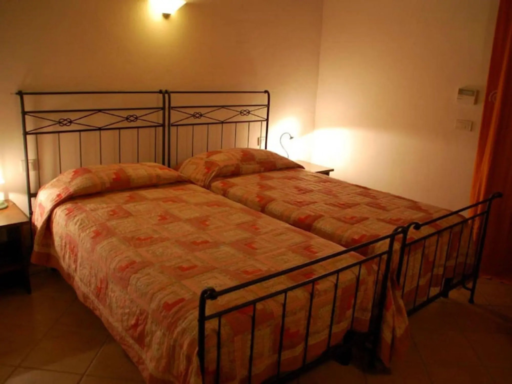 Holiday Home in Castellina in Chianti with Swimming Pool